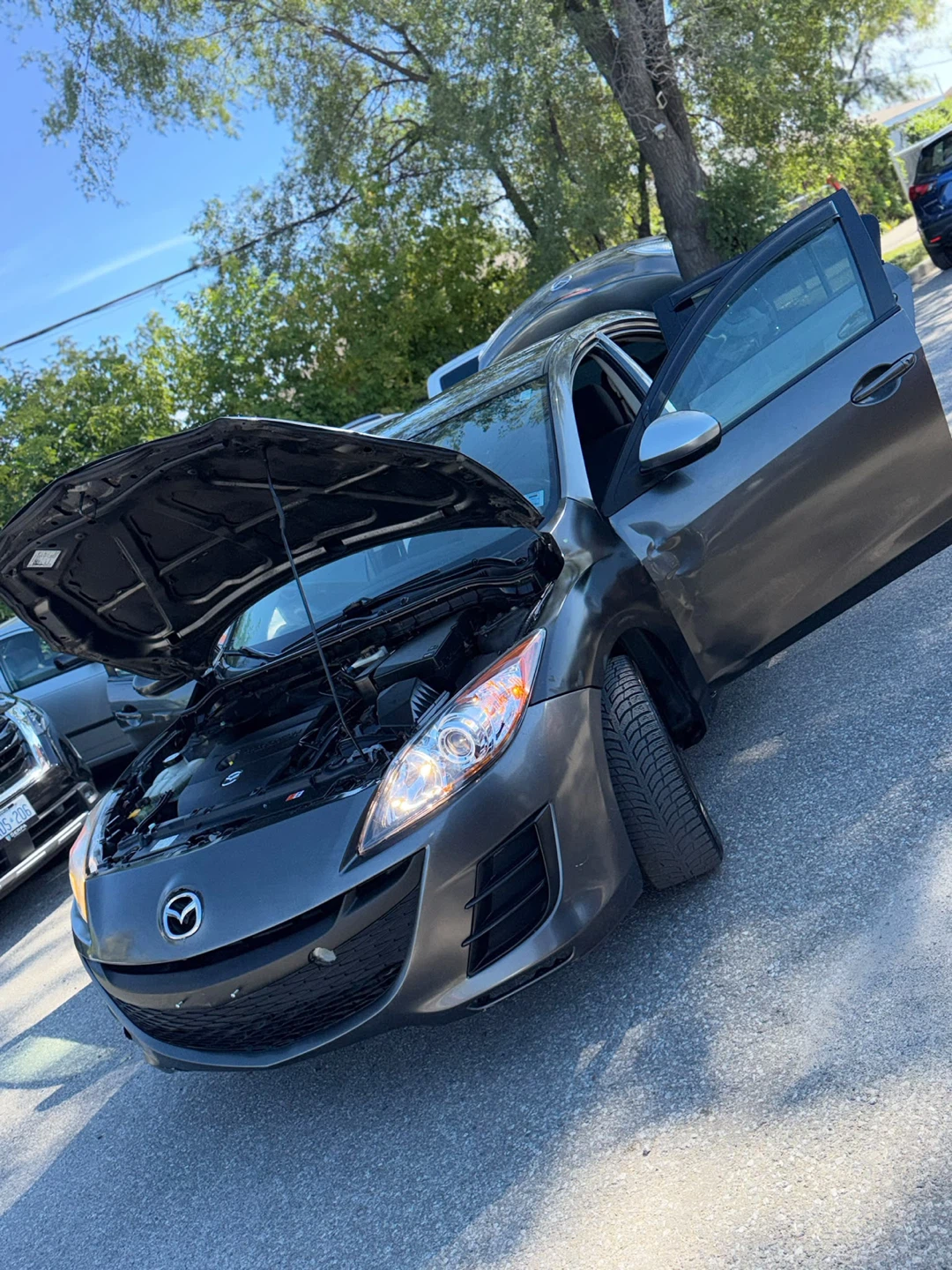 Mazda 3 Sedan - photo 4