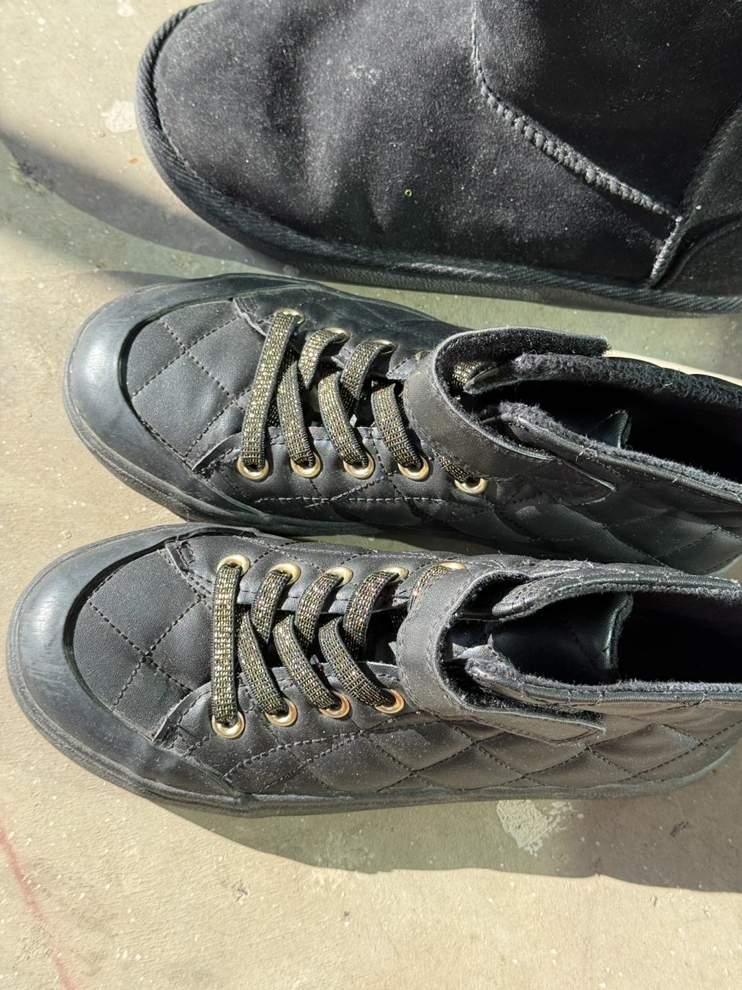 3 Pairs of Girl's Shoes - photo 2