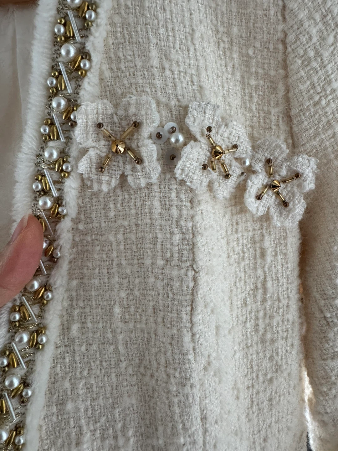 Chanel inspired Designer’s Cream Beaded Tweed Blazer - photo 3