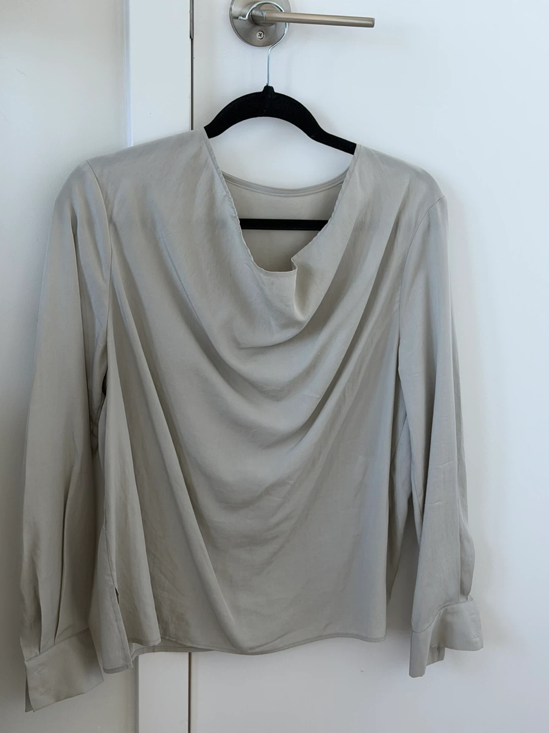 🩶 Light Grey Long Sleeve Cowl Neck Blouse 🩶