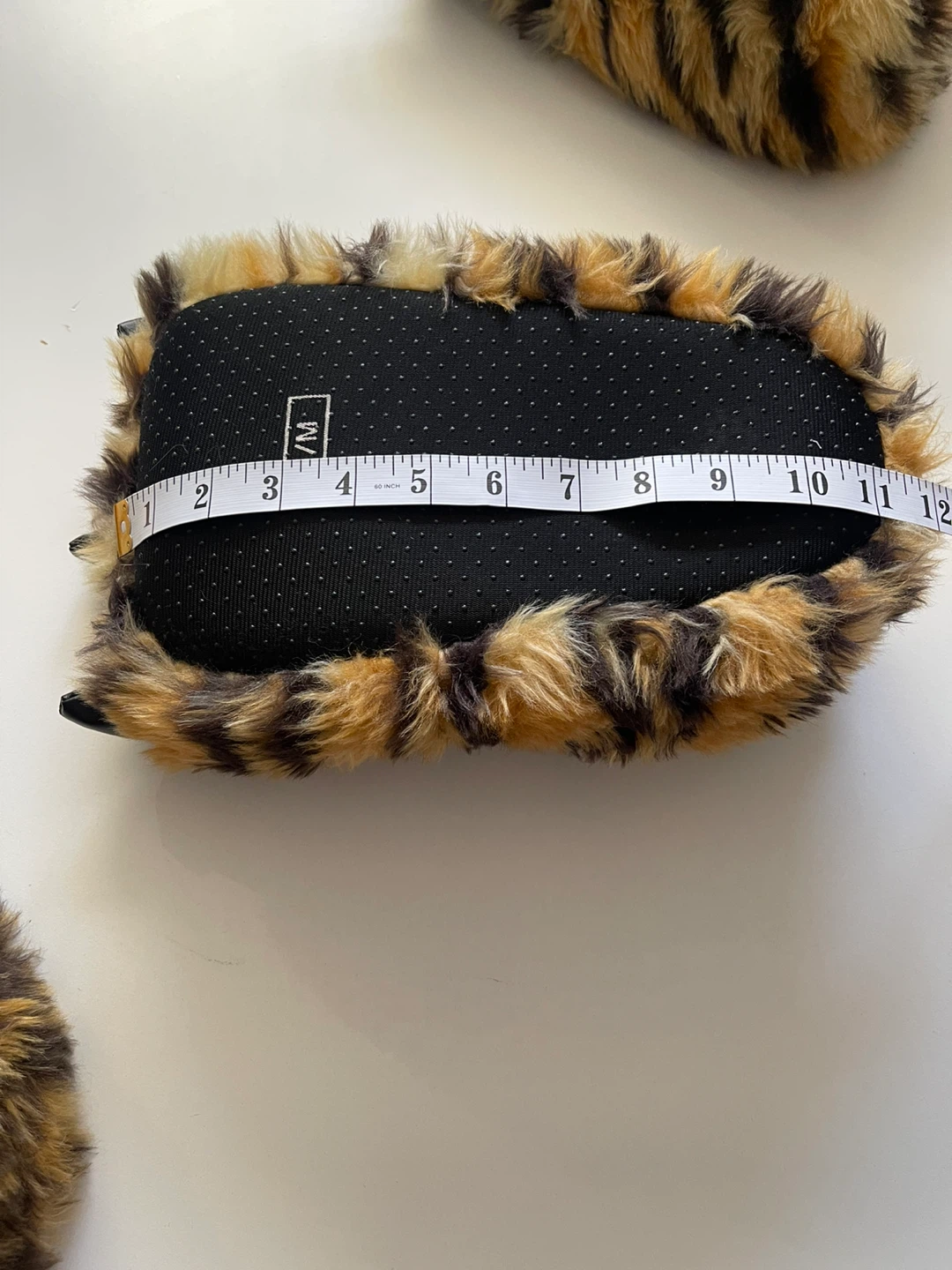 Tiger Paw Slippers S/M - photo 4