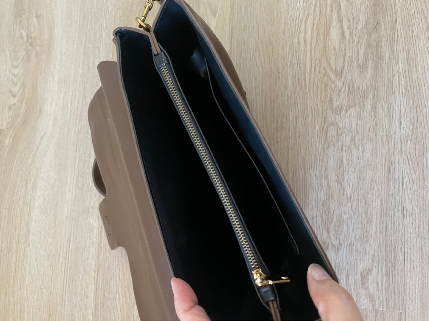 Mashaame Brown Crossbody Bag - photo 4