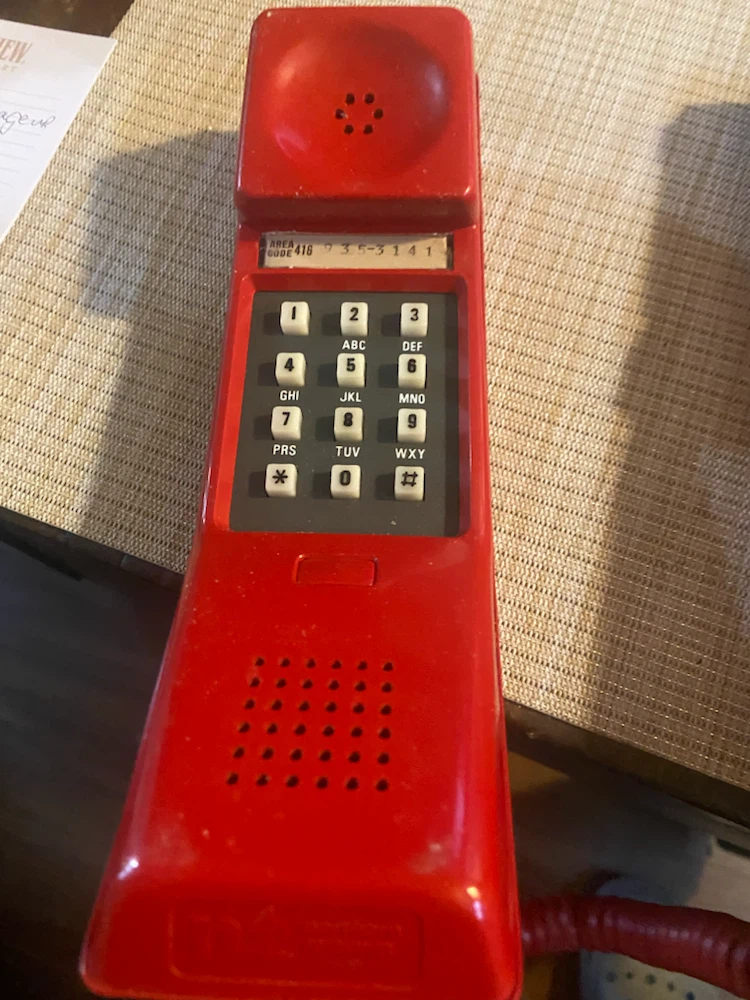 Vintage contempra northern electric red phone - photo 2