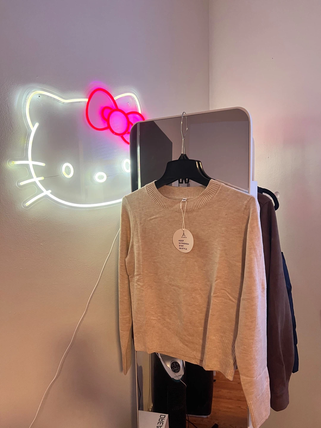 Anrabess Beige Crewneck Sweater