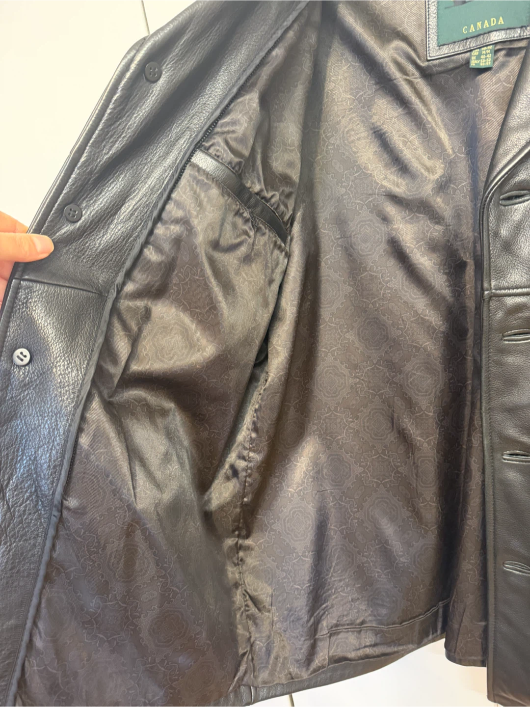 Men’s Danier Canada Black Leather Jacket - photo 5