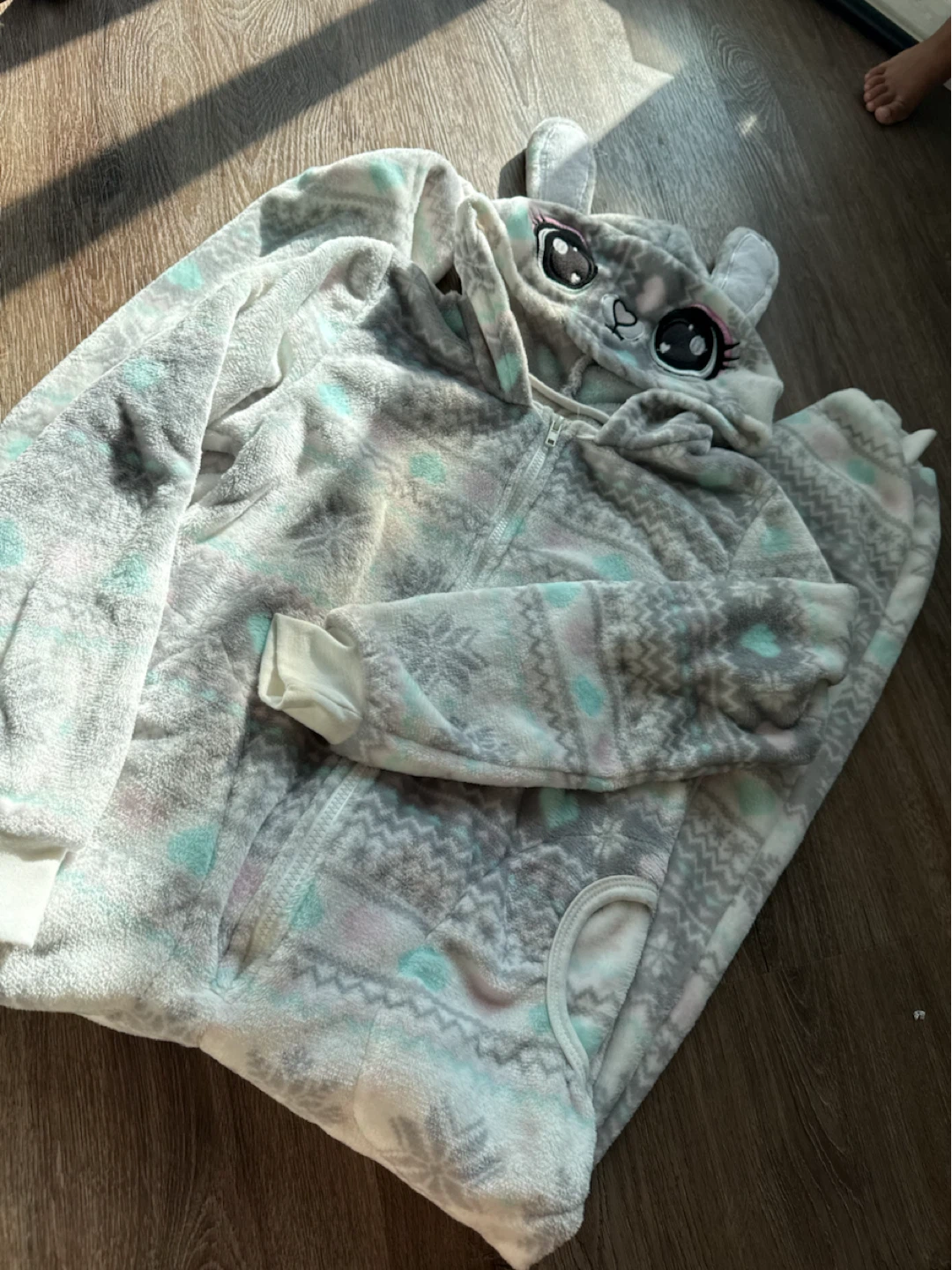 Assorted Women Clothing Bundle - photo 3