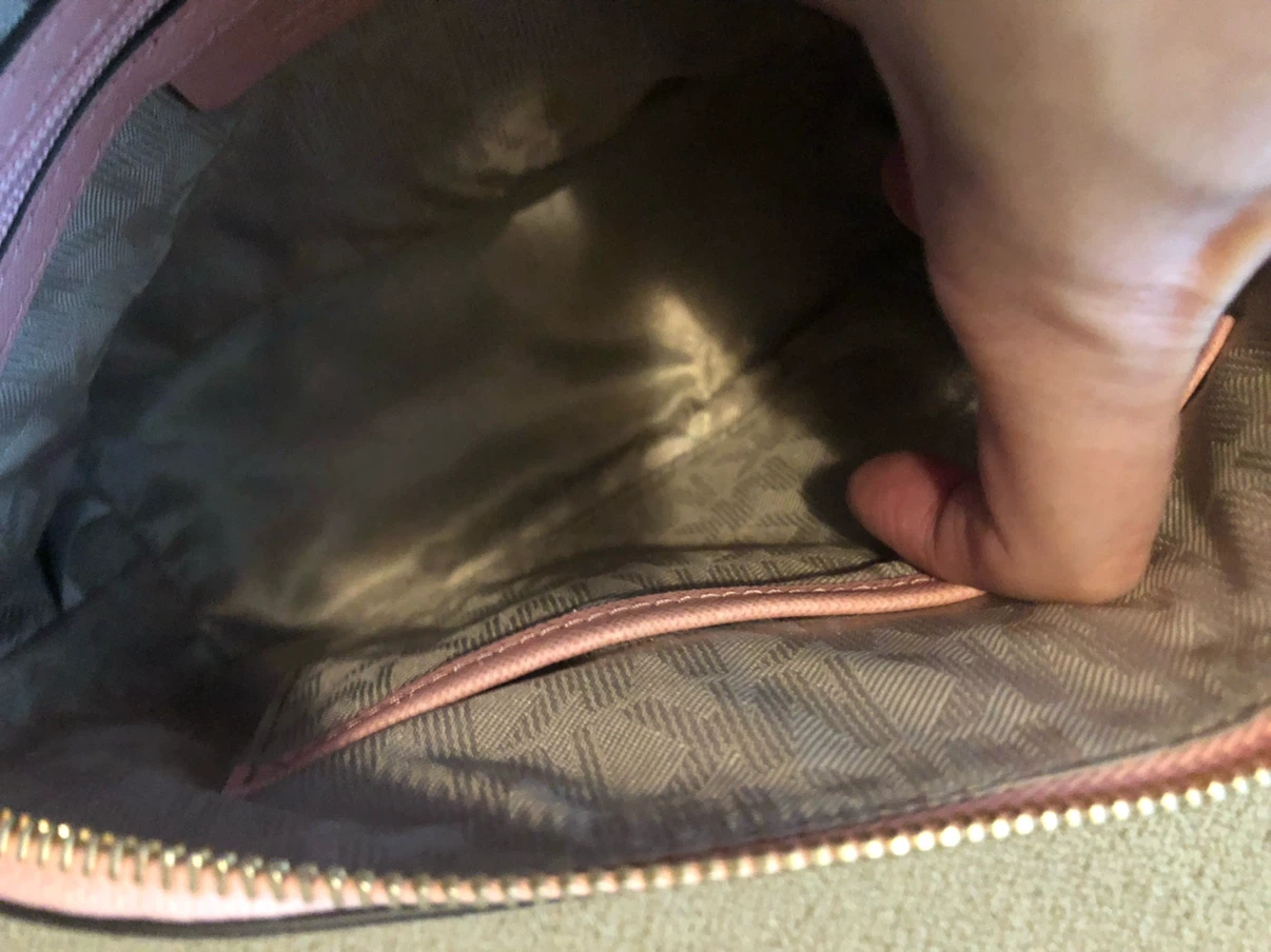 Michael kors pink crossbody - photo 4