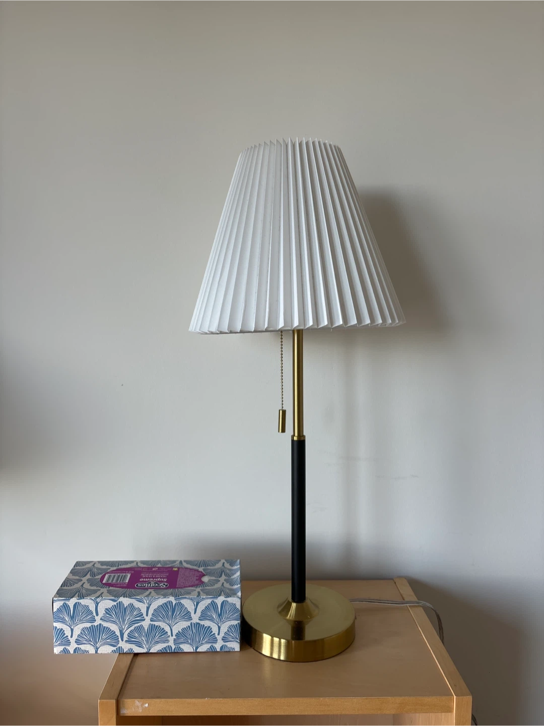 Modern Pleated Shade Table Lamp with light bulbs - photo 2