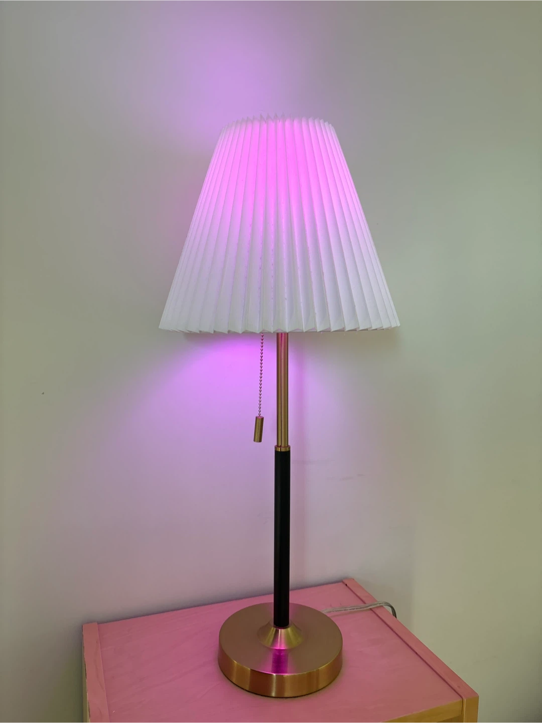 Modern Pleated Shade Table Lamp with light bulbs - photo 4