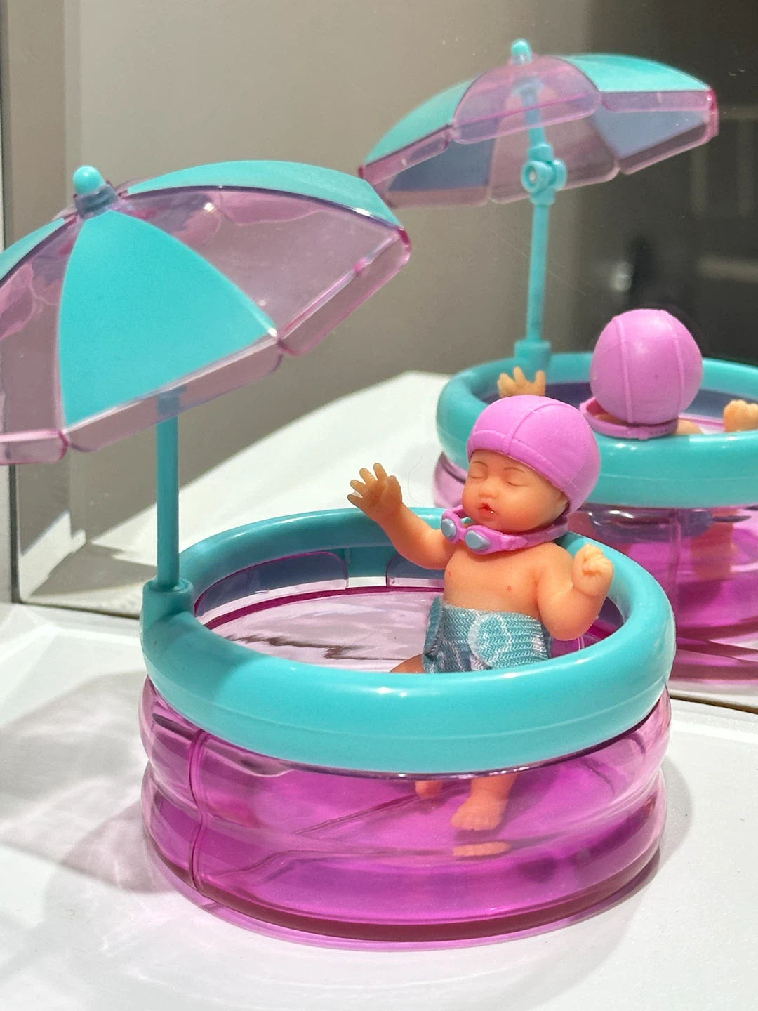 Collectible ZURU My Mini Baby doll with swimming pool set - photo 3