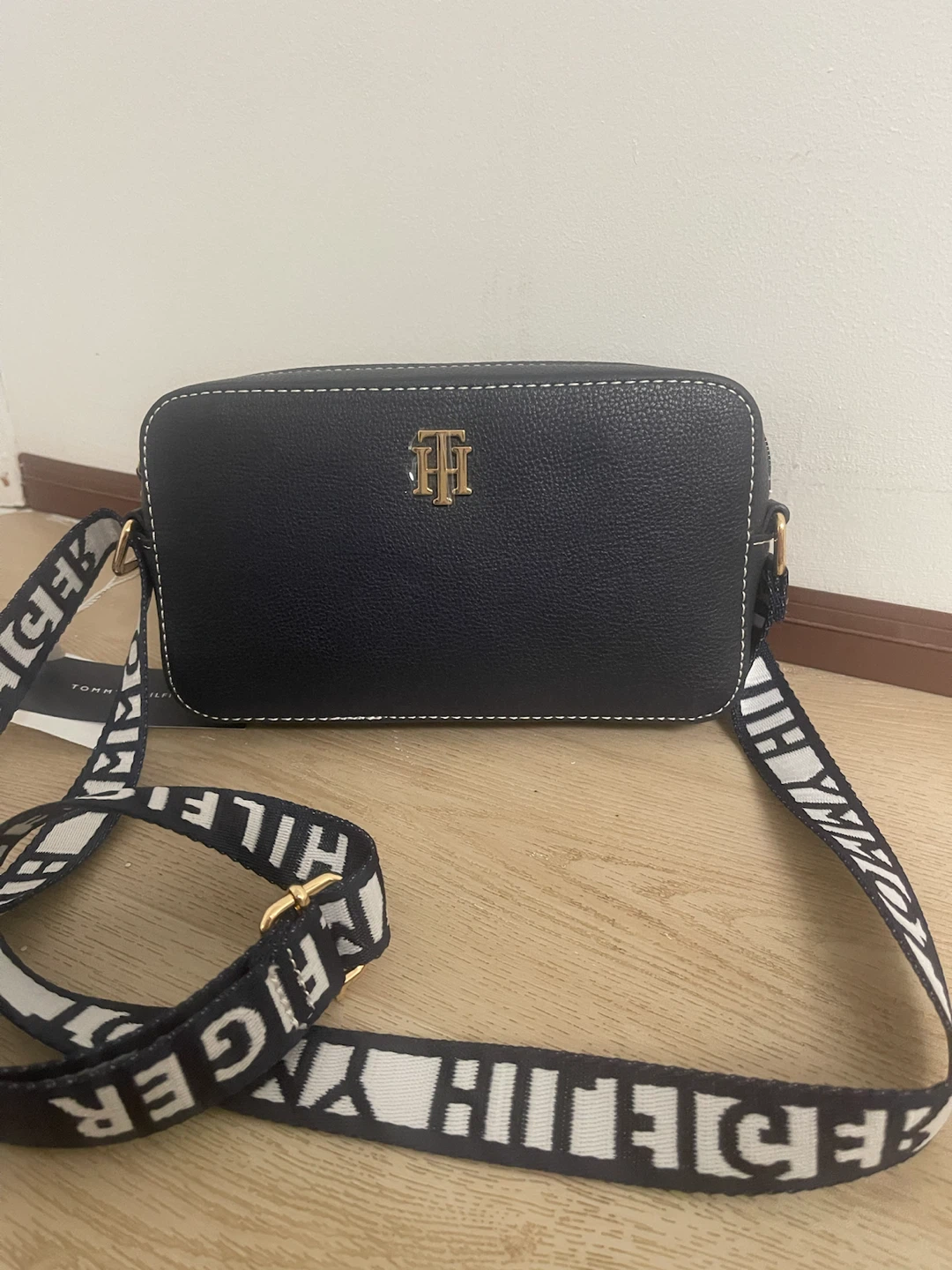 New Tommy Hilfiger Crossbody Bag