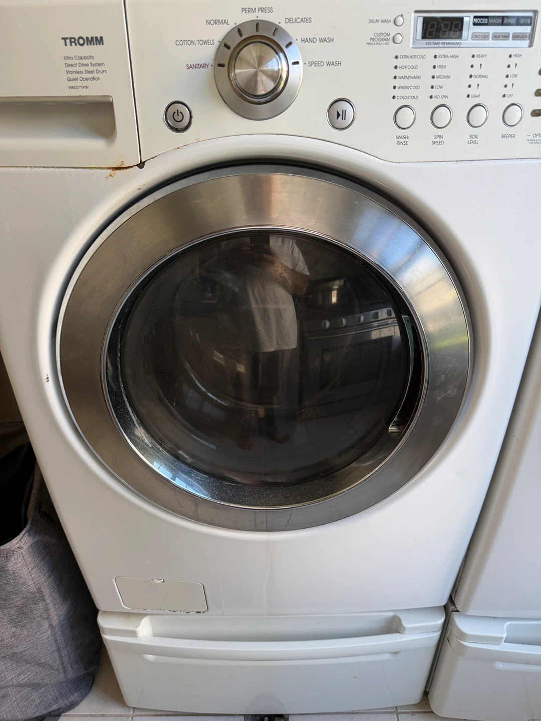 LG Tromm Washer and Gas Dryer Set - photo 2