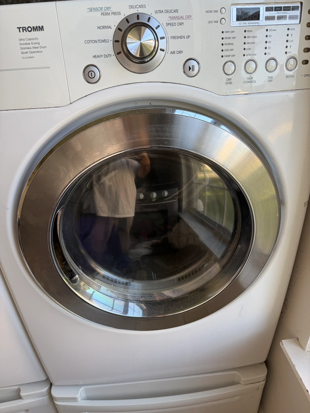 LG Tromm Washer and Gas Dryer Set - photo 3