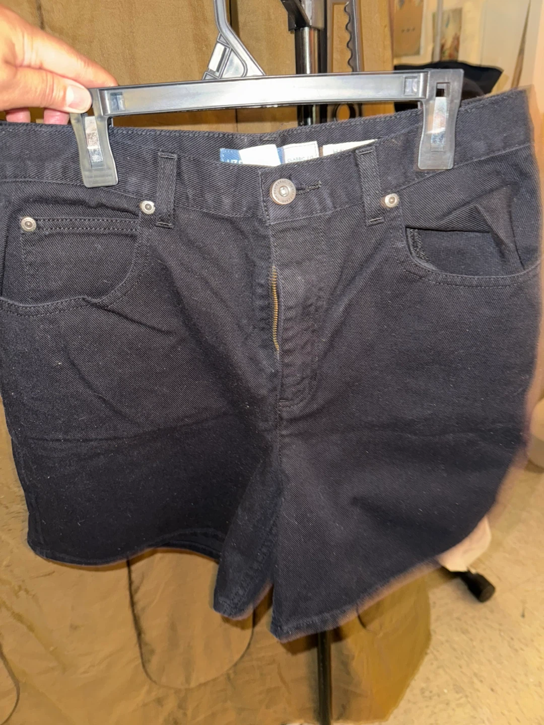 Liz Claiborne Black Denim Shorts - photo 2