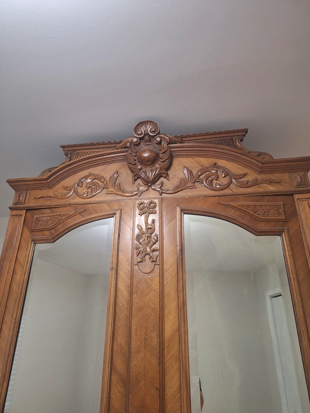 Antique French Style Carved Wood Armoire with Mirrors - photo 3