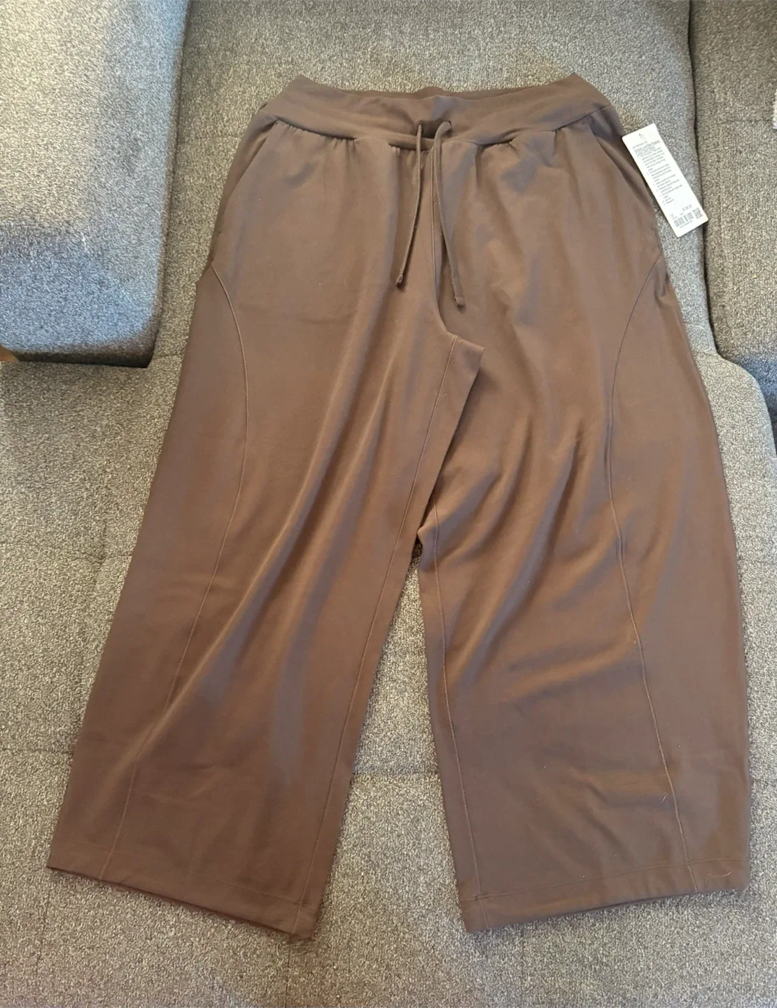 Lululemon Groove Low-Rise Relaxed Cinch Pant Short - photo 3