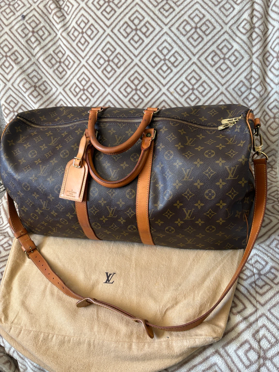 Louis Vuitton Keepall Bandoulière 50