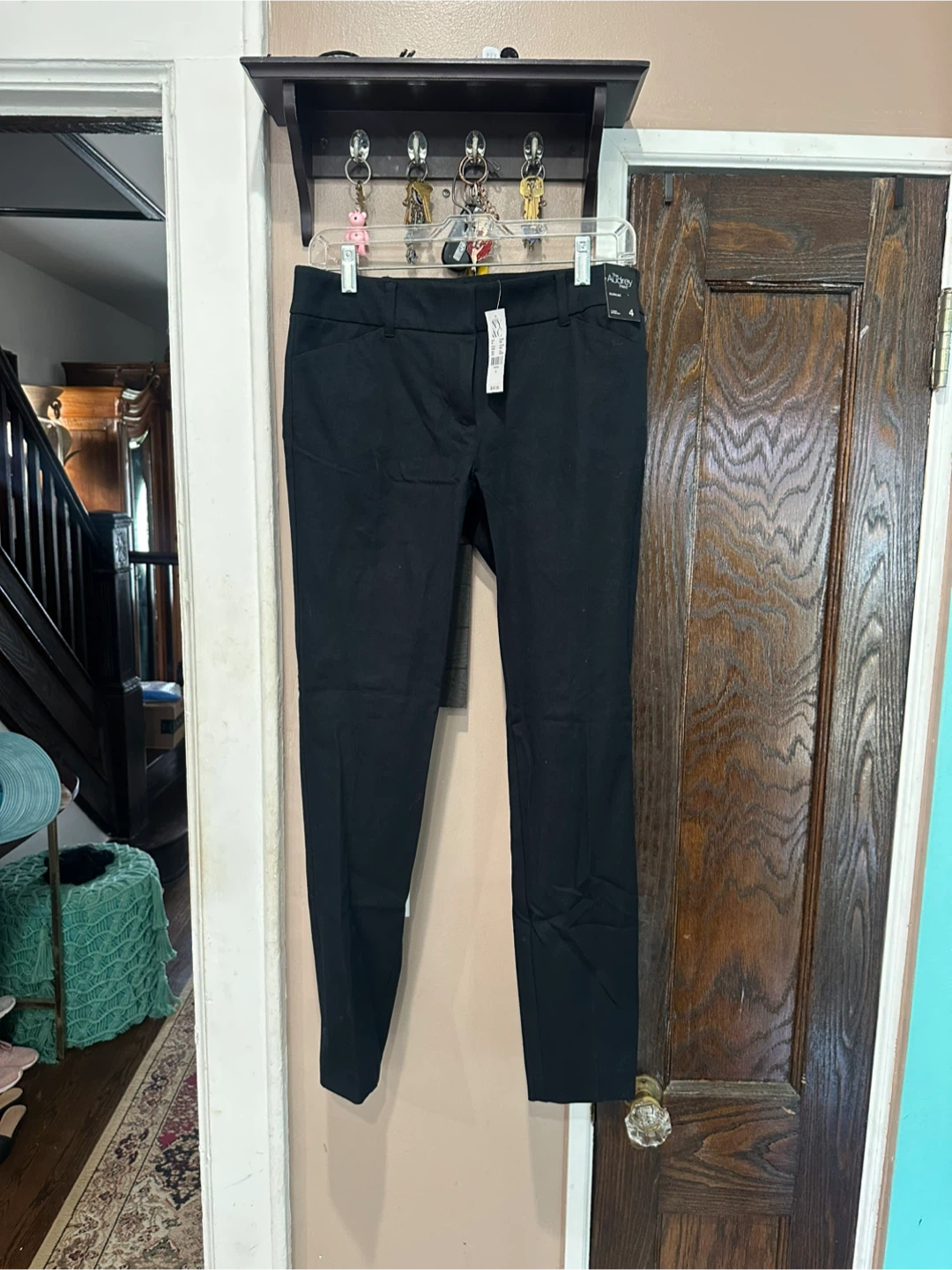 New York & Company The Audrey Slim Leg Pants, Size 4