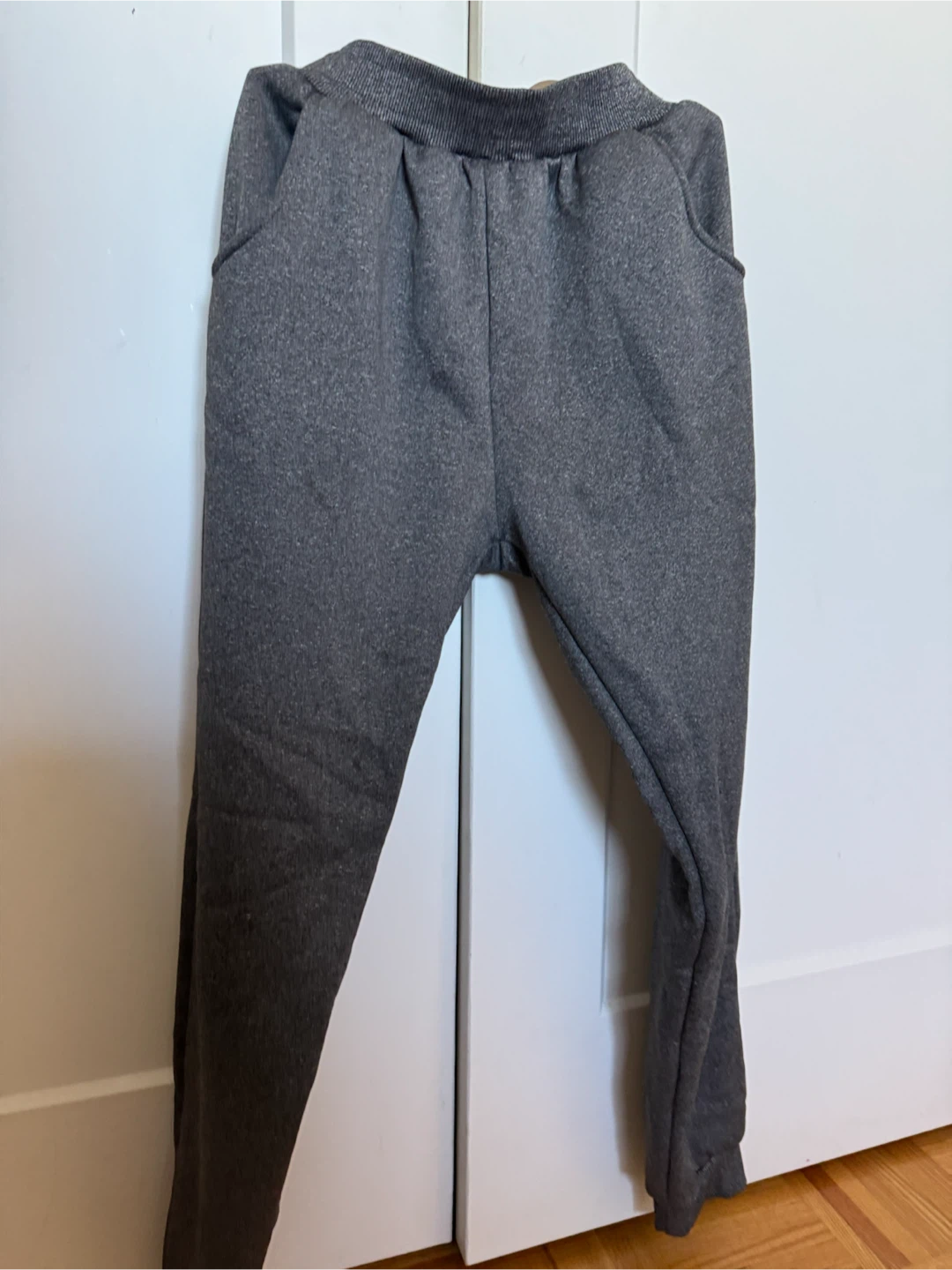 Grey fleece-lined sweatpants - photo 2
