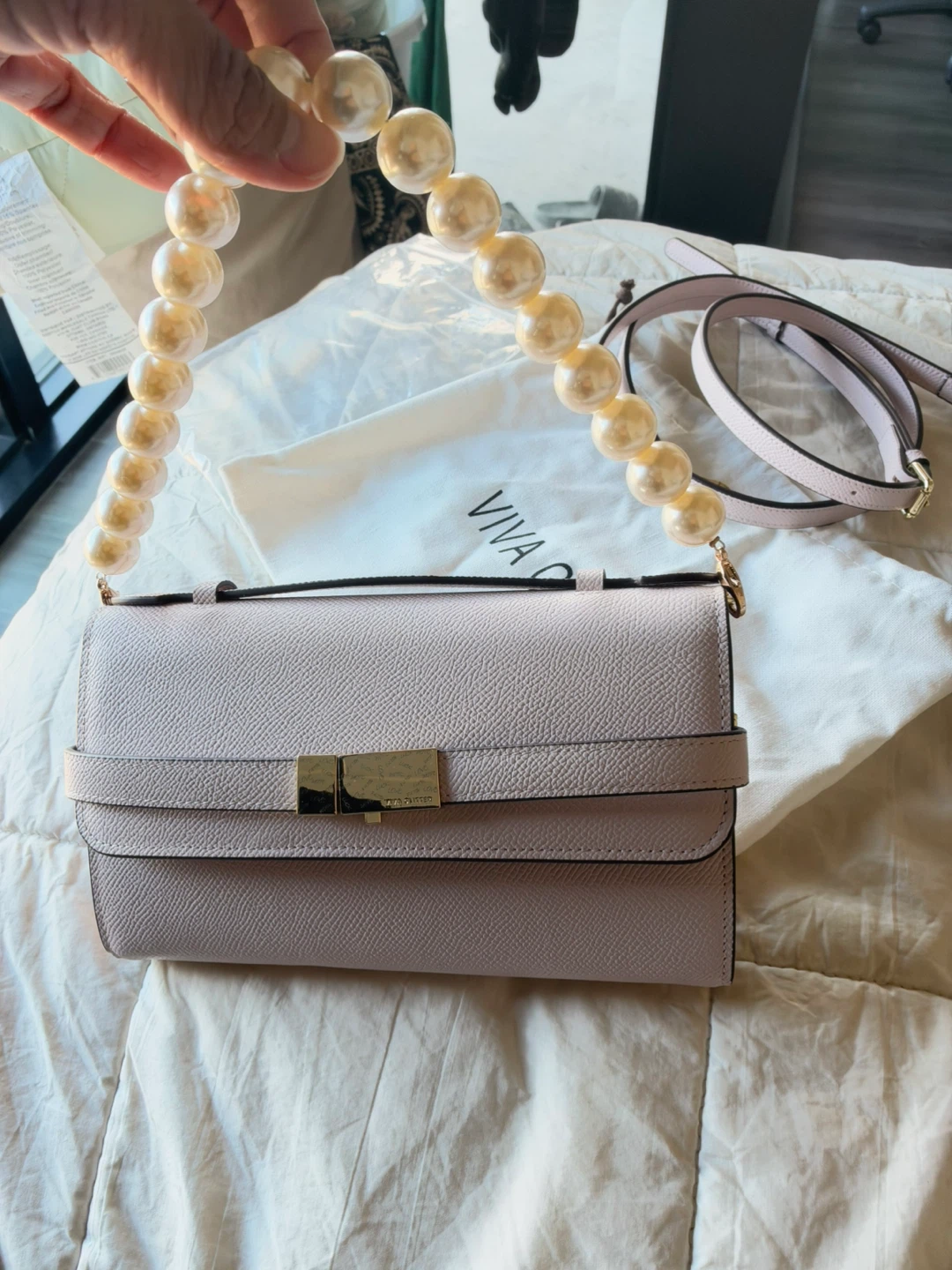 VIVA GLITTER Light Pink Pearl Handle Bag - photo 4