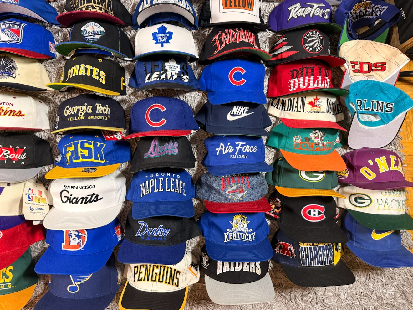 Vintage Sports Snapback Caps Hats $20-$90 - photo 2