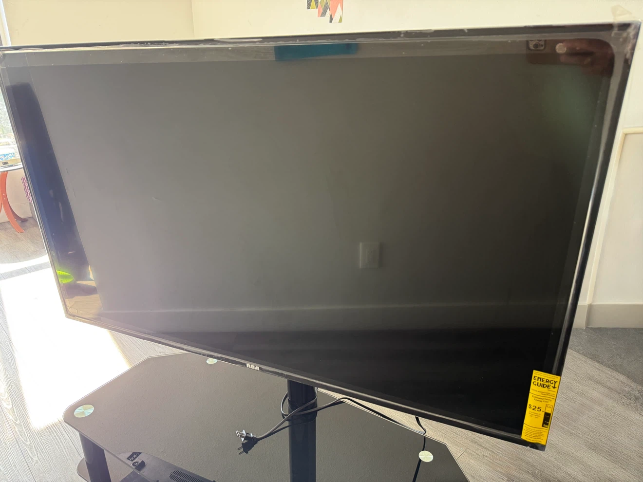 50" RCA Android TV 4K HDR - Smart TV along with TV stand - photo 3