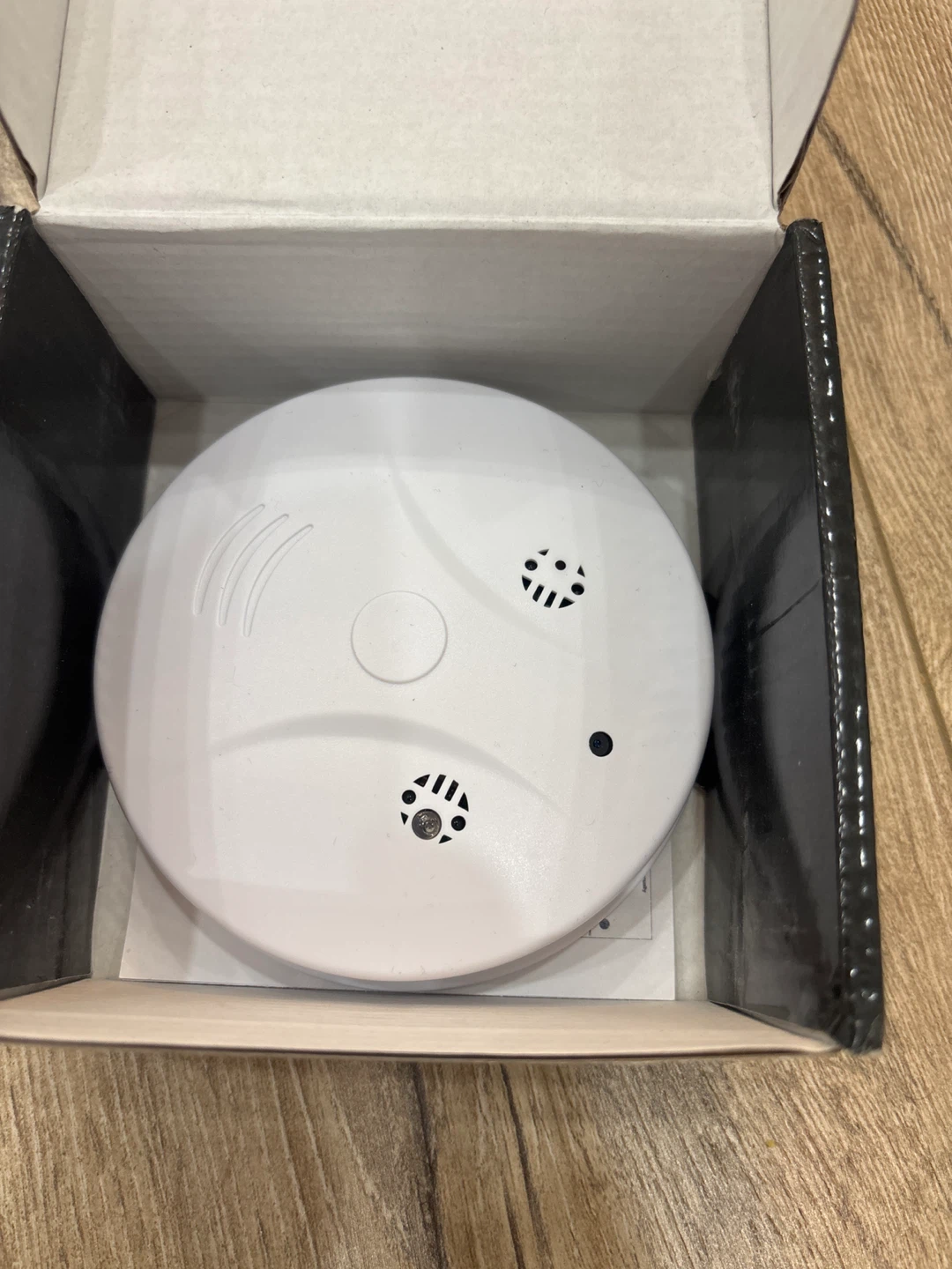 📹 HD DVR Security Camera – Brand New  💰 Price: $30 - photo 3