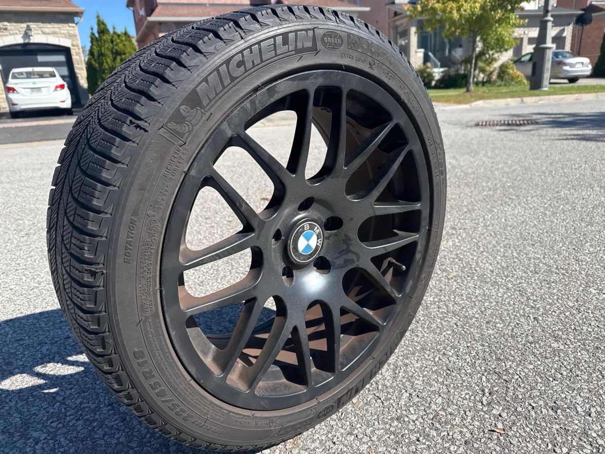 Set of 4 Michelin Winter Tires on BMW Rims - photo 2