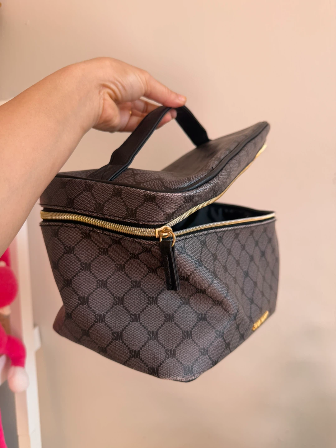 Steve Madden Cosmetic Case - photo 2