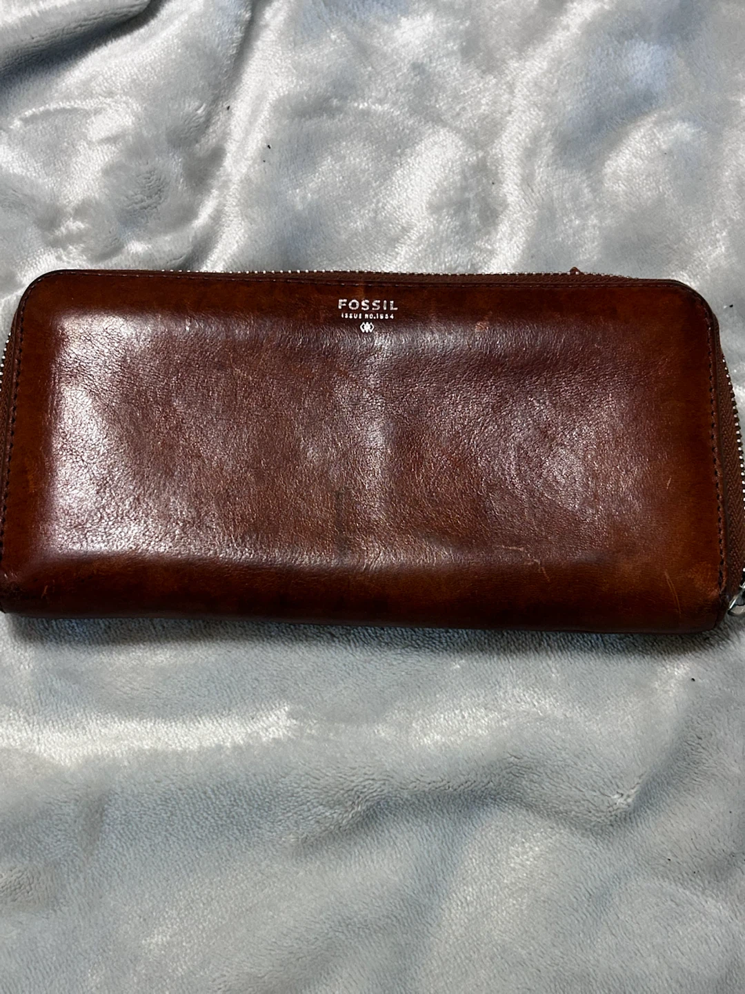 Fossil Issue No. 1954 Brown Leather Wallet