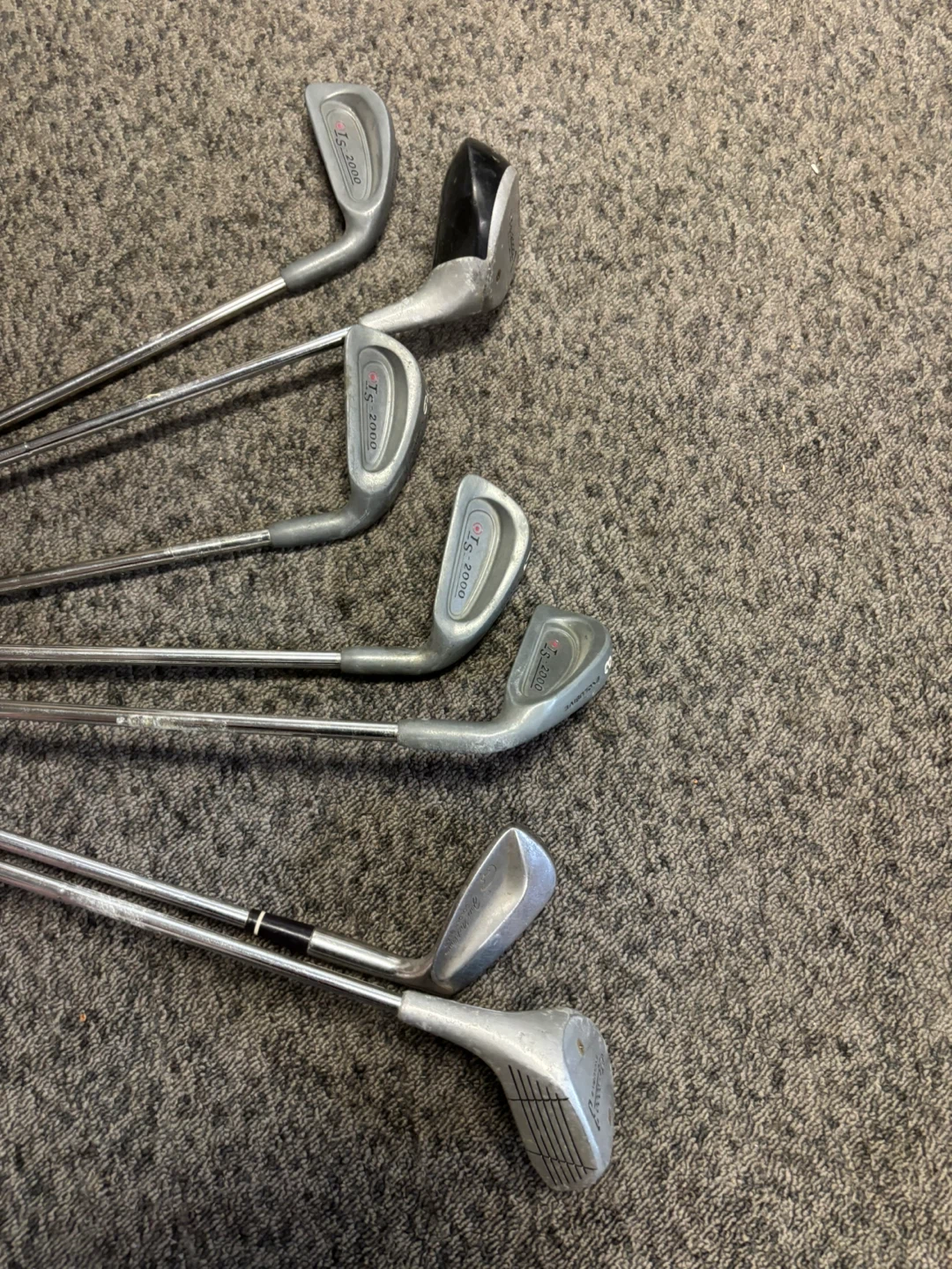 Golf clubs 20 dollars for all - photo 2