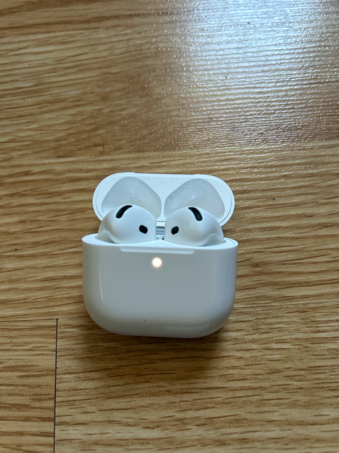 Apple AirPods with Active Noise Cancellation - photo 5