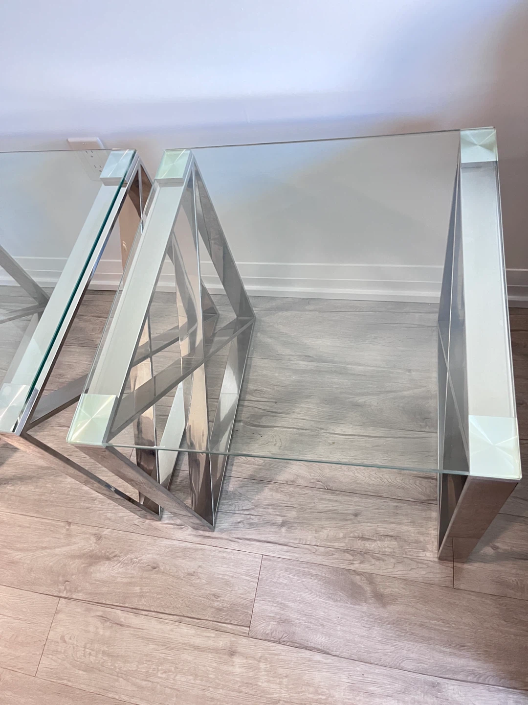 Set of 2 Glass Side Tables - photo 3