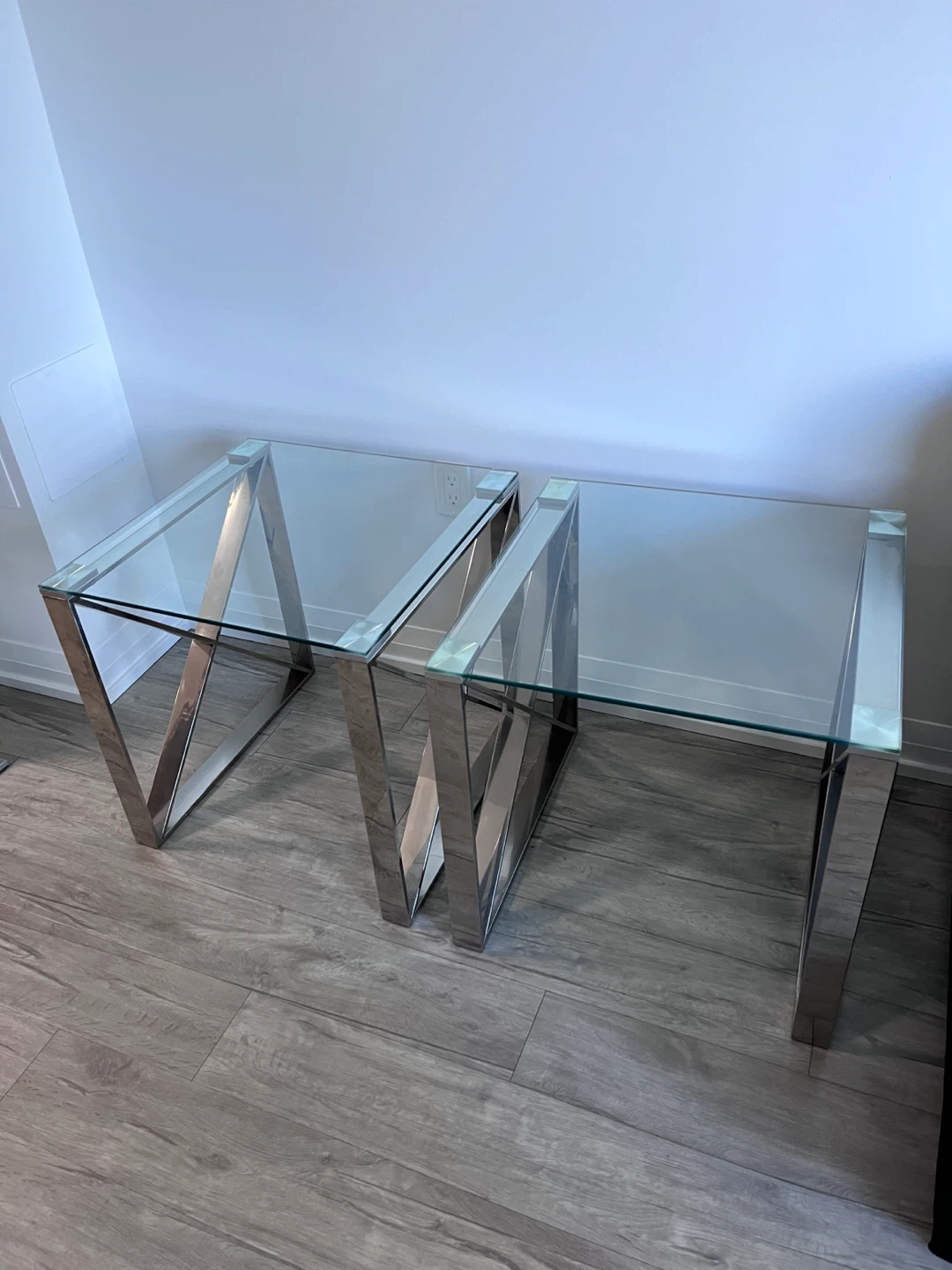 Set of 2 Glass Side Tables - photo 5