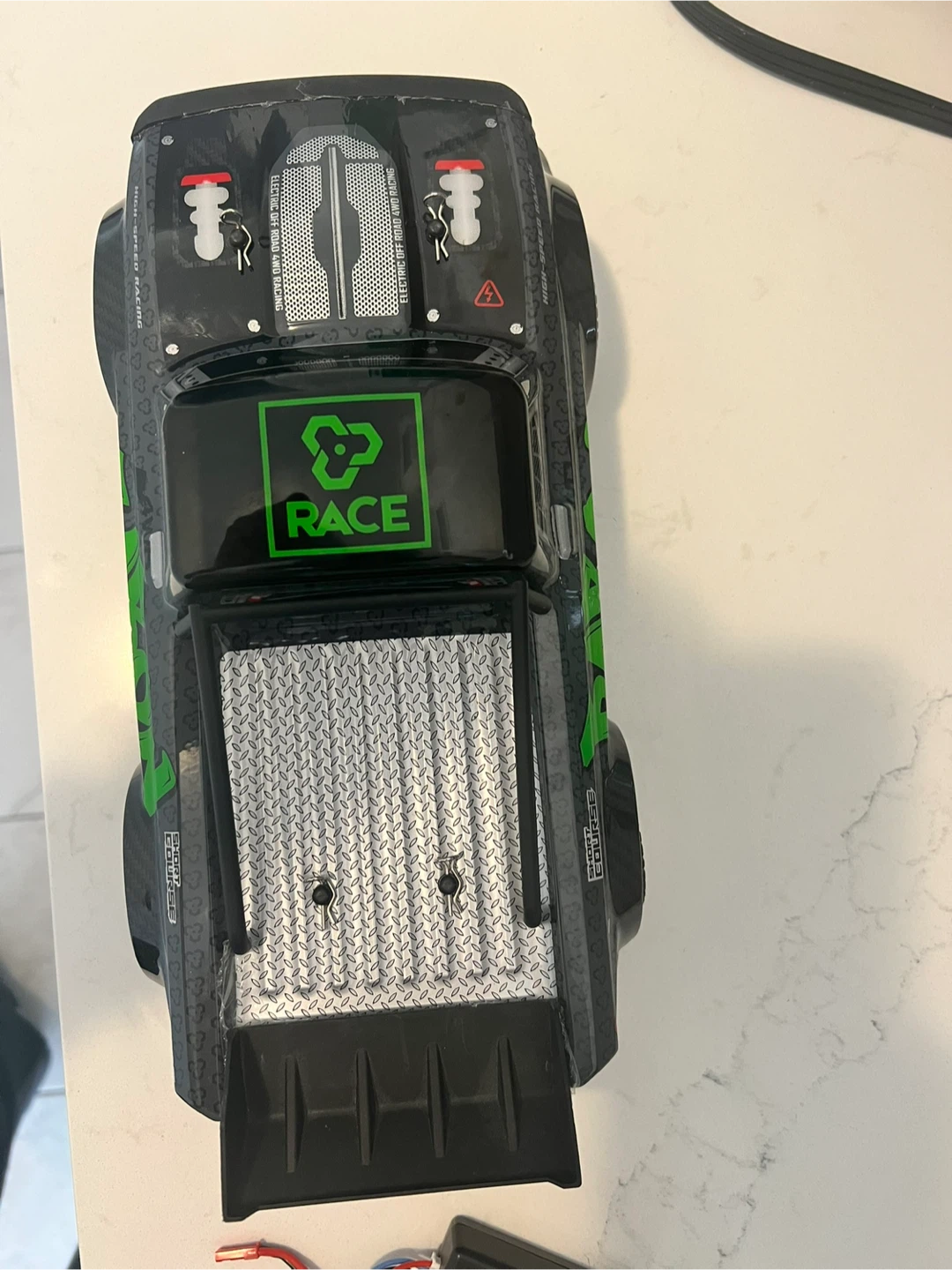 Baron High-Speed RC Racing Truck - photo 3