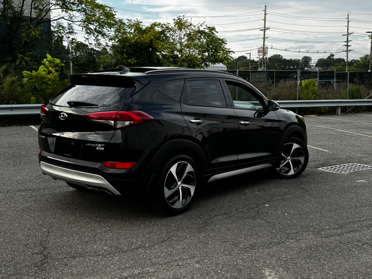 2017 Hyundai Tucson Limited 1.6T AWD - photo 3