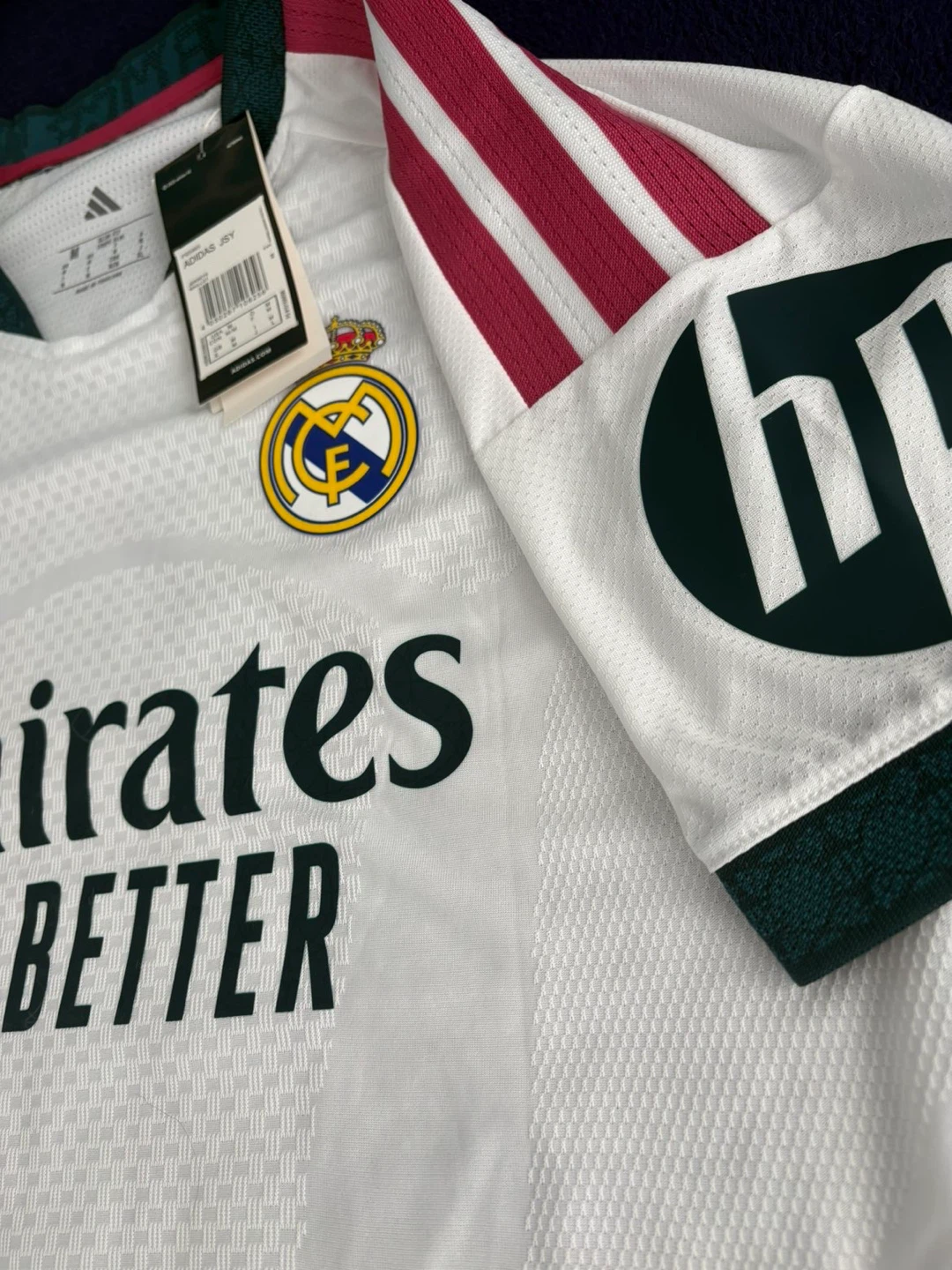 Real Authentic Match Day 26/27 Madrid Mbappé home kit - photo 3
