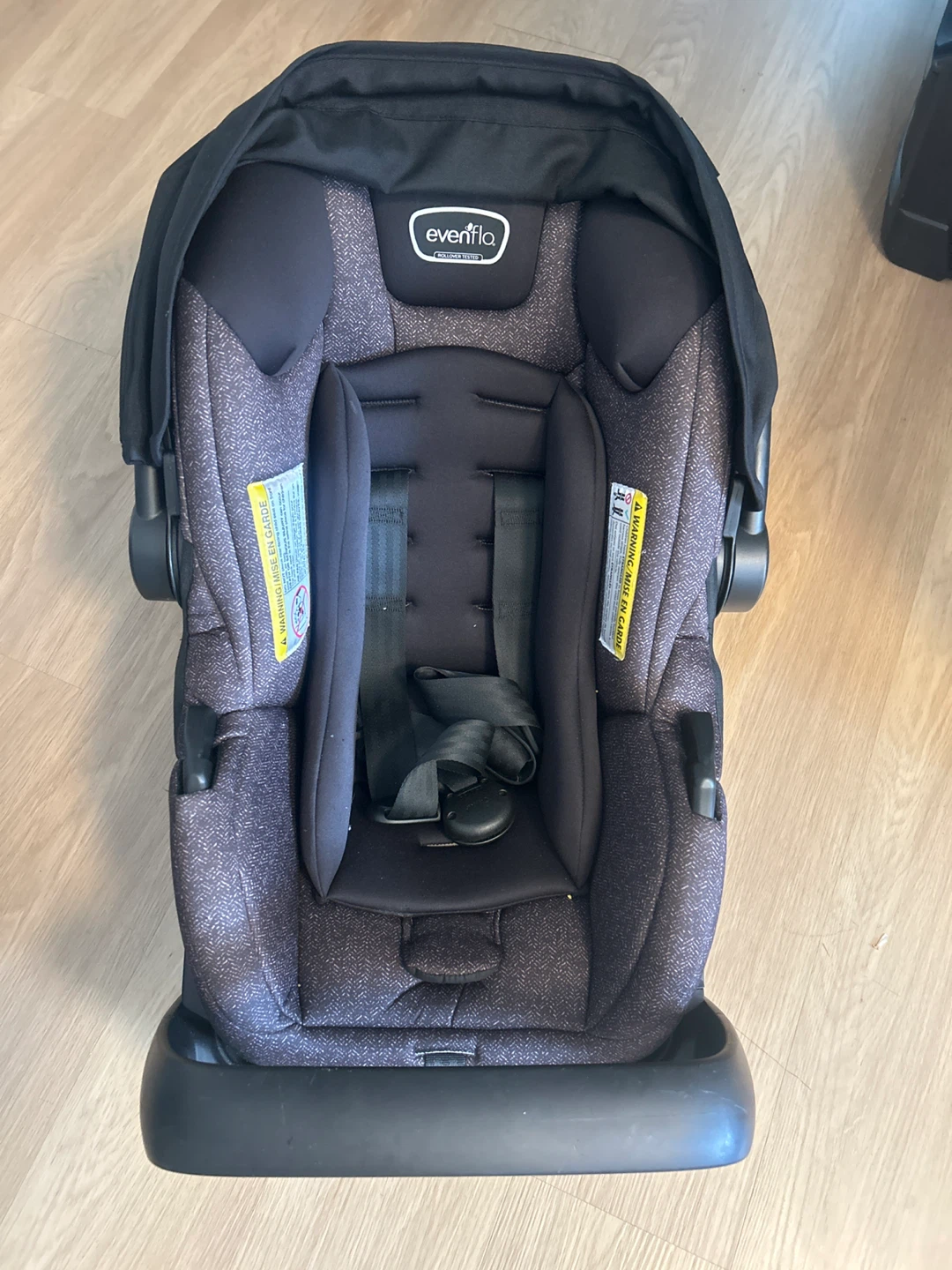 Evenflo Infant Car Seat with Base - photo 2