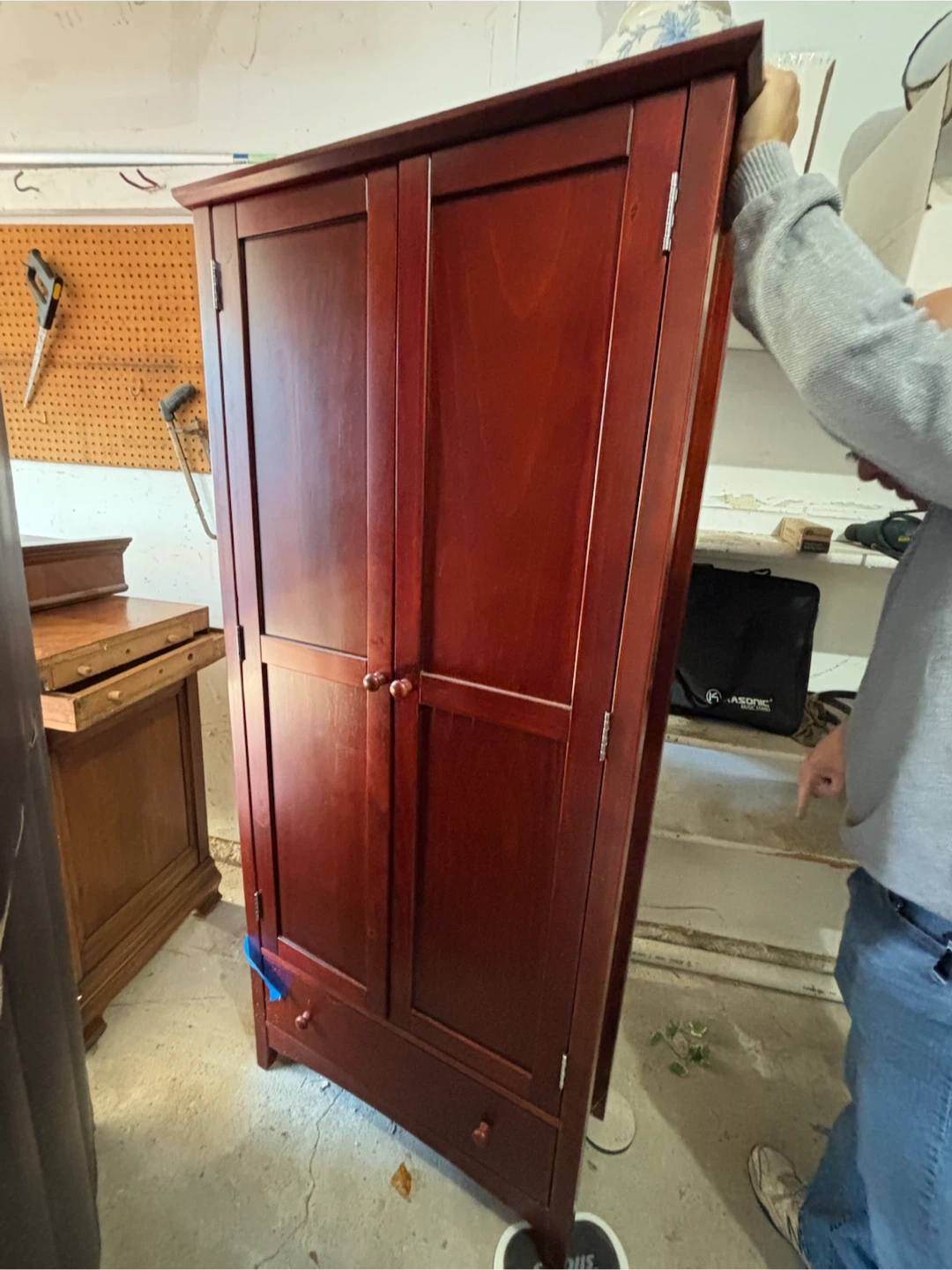 Cherry Finish Wooden Dresser