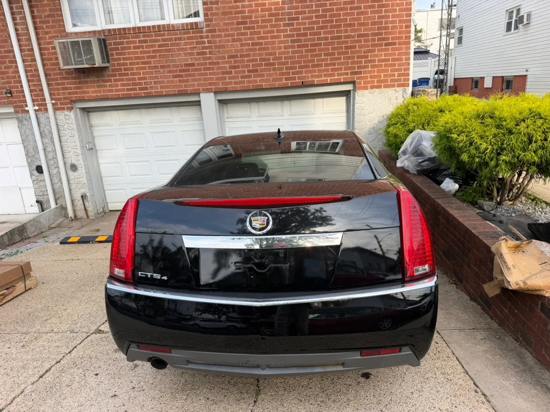 Cadillac CTS4 Sedan - photo 2