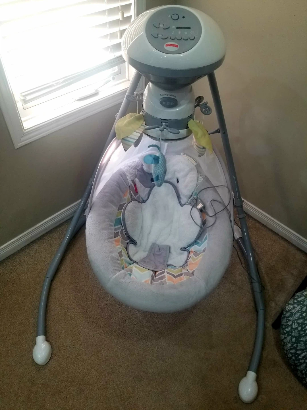 Fisher-Price Baby Swing - photo 2