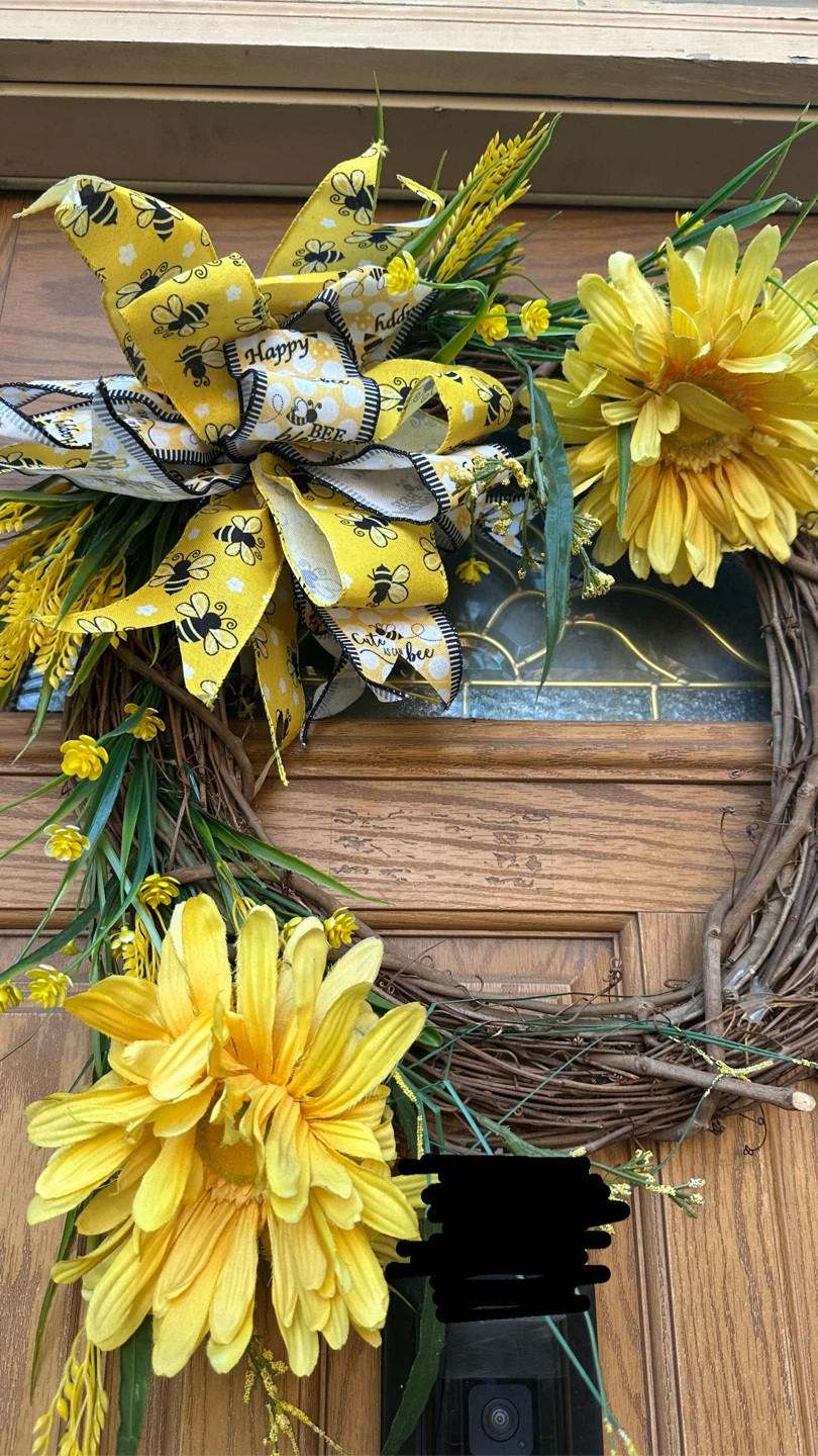 Bee-themed Decorative Wreath