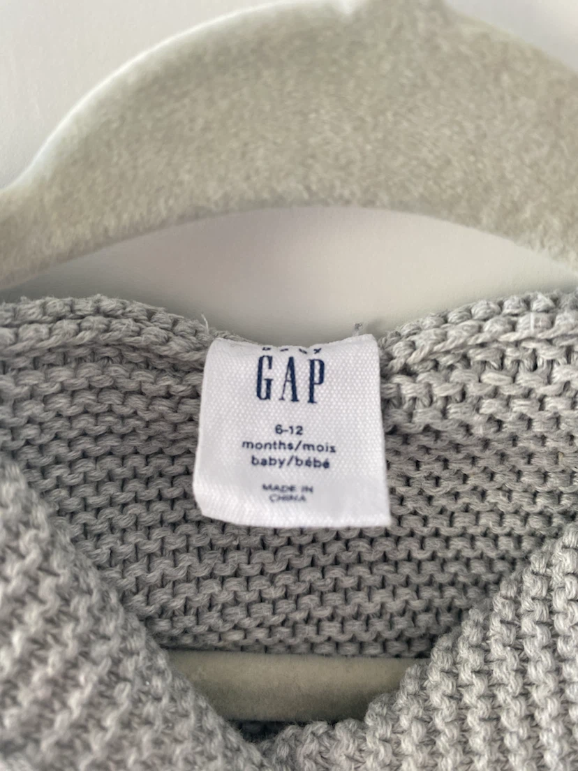 Baby Gap grey knit hooded cardigan - photo 2