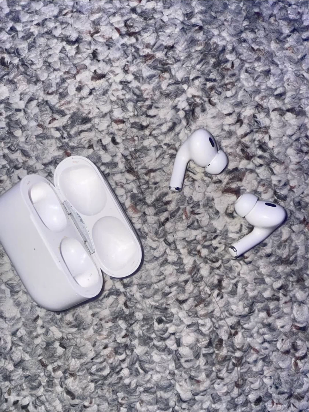 Apple AirPods Pro - photo 4