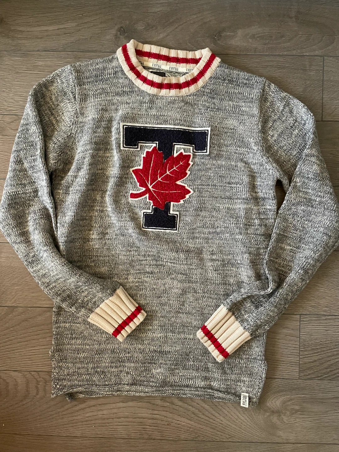 UofT Varsity Knit Sweater - Size L - photo 2