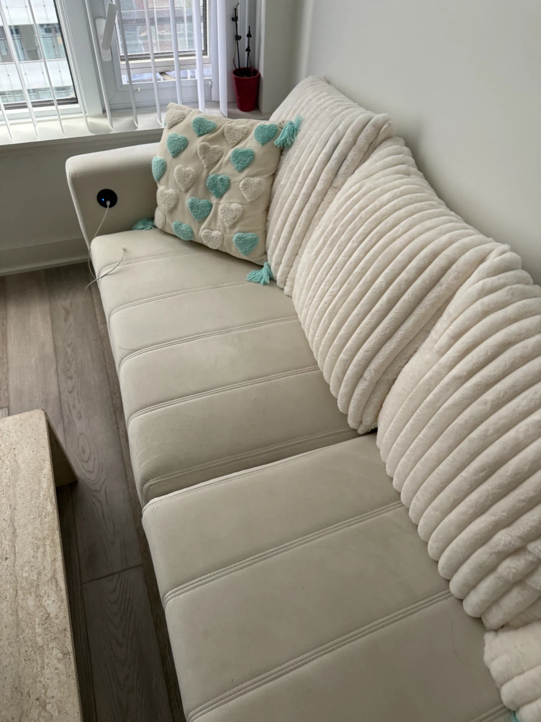 Cream Modern Sofa - photo 3