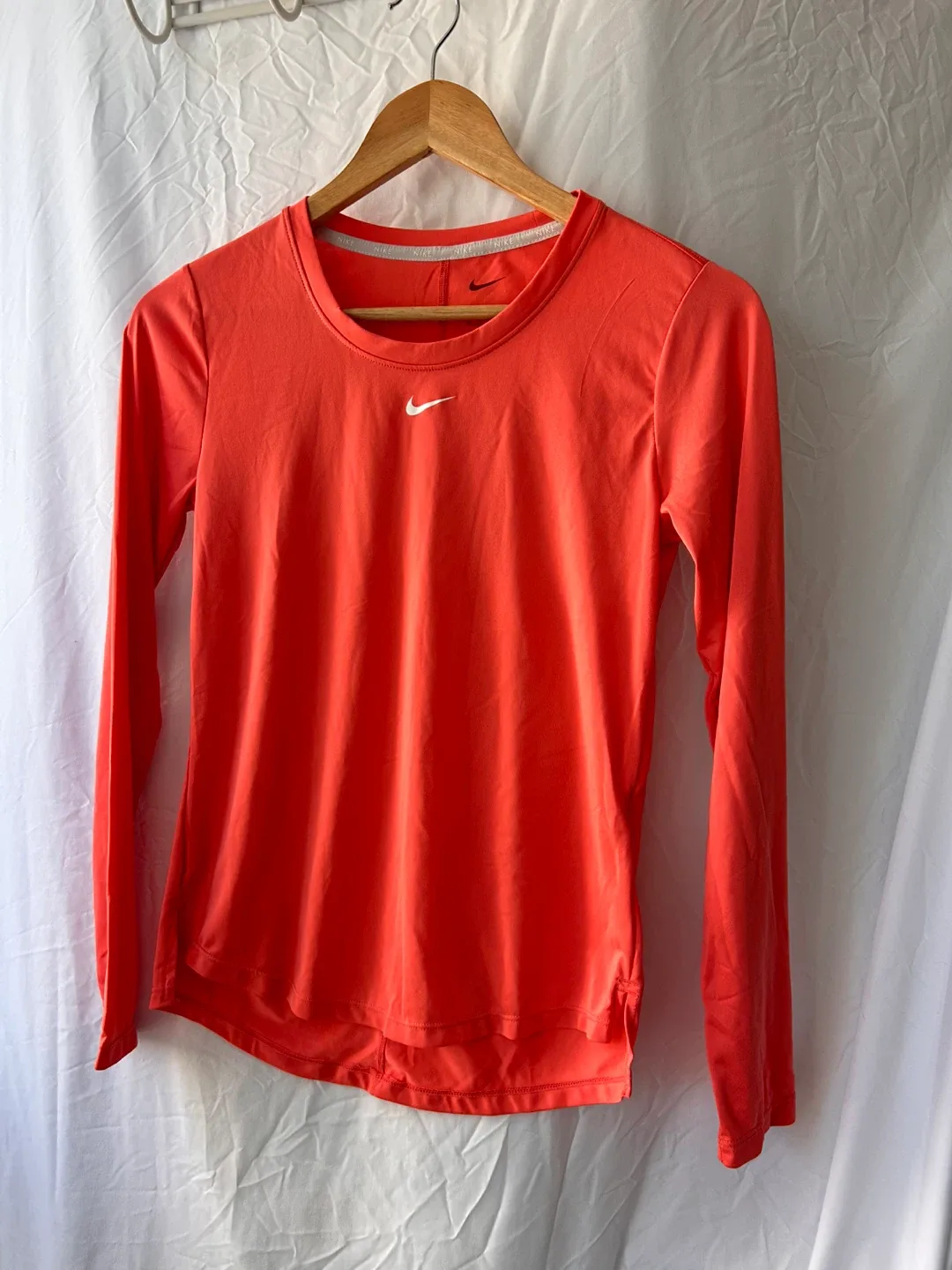 Nike Dri-FIT Long Sleeve Shirt XS