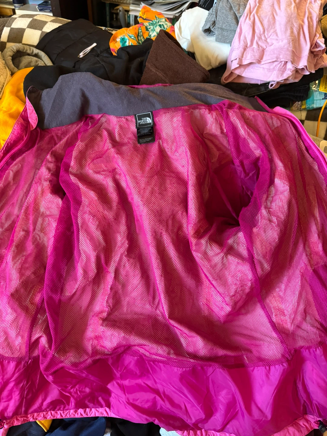 The North Face Women's Pink Rain Jacket - photo 2