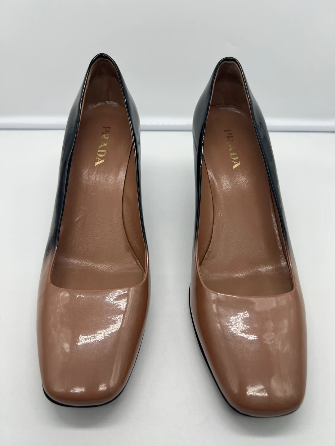 PRADA Two Tone Ombre Patent Leather Square Toe Kitten Heels sz39 - photo 3