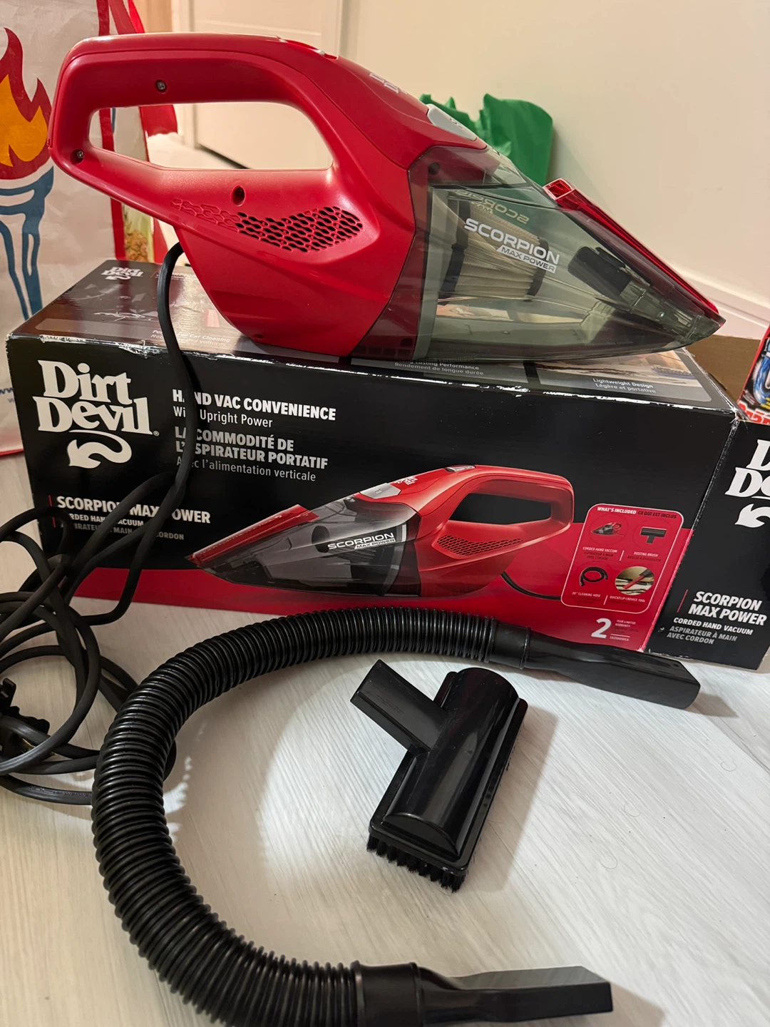 Dirt Devil Scorpion Max Power Hand Vac